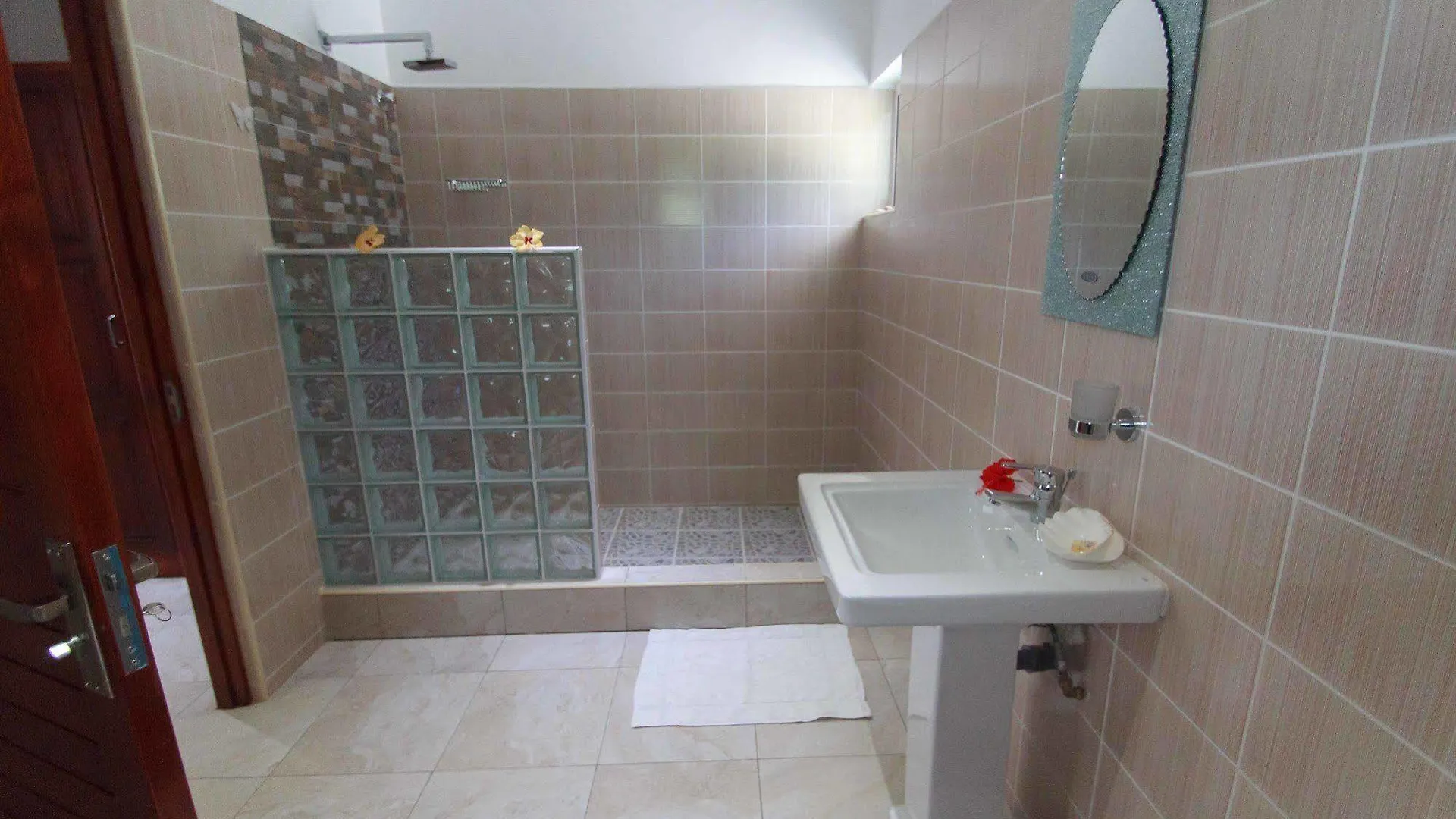 Coco Blanche Apartment Anse Royale